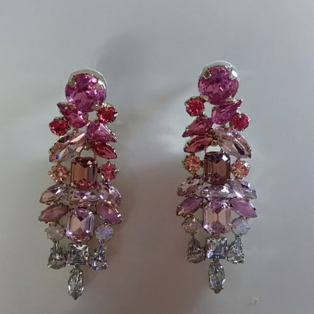 - - Stella & Ruby earring - Picture 4 of 5